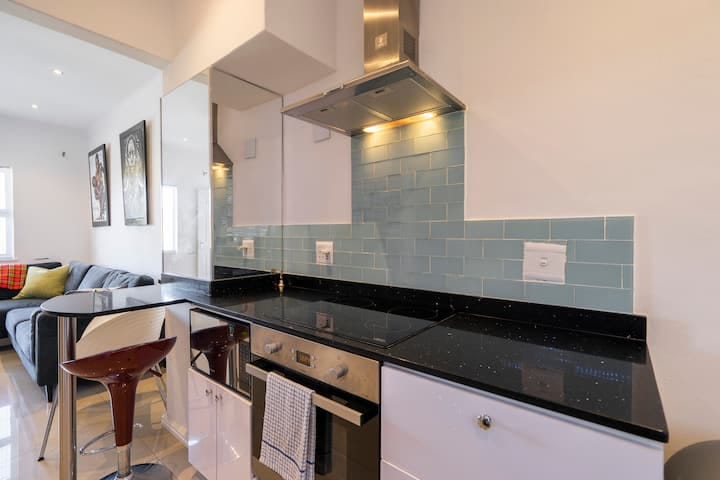 2 Bedroom Property for Sale in Bo Kaap Western Cape
